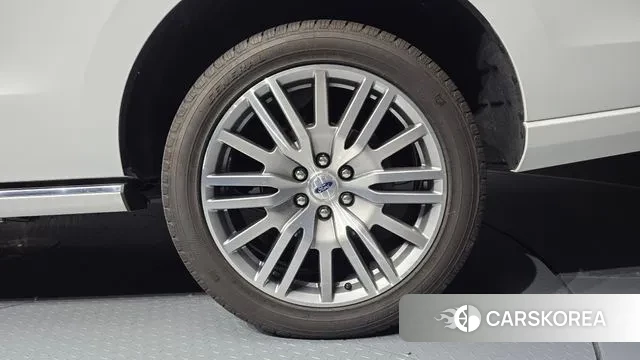 Ford Expeditation id 3115046 из Кореи 15