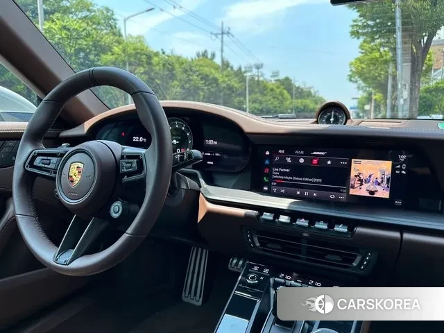 Porsche 911(992) id 3036373 из Кореи 7