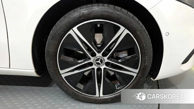 Mercedes-Benz A-Class W177 id 3793306 из Кореи 15