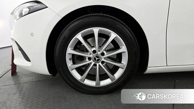 Mercedes-Benz A-Class W177 id 3813909 из Кореи 15