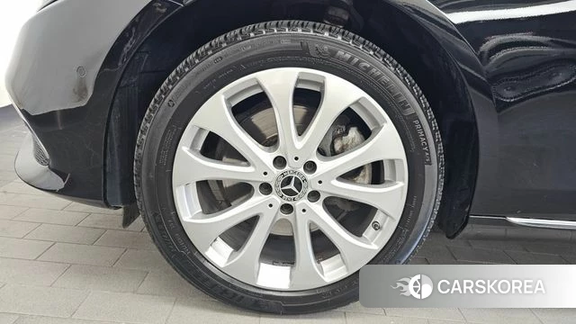 Mercedes-Benz E-Class W213 id 4520031 из Кореи 29