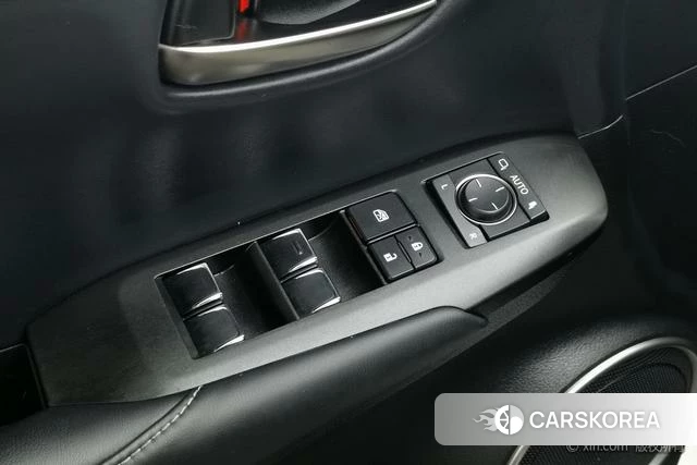 Lexus NX id 4210692 из Китая 19