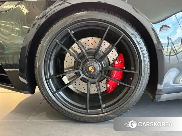 Porsche 911(992) id 2989090 из Кореи 7