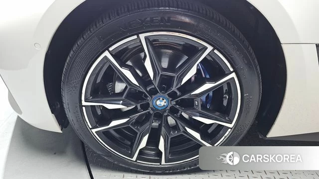 BMW i4 id 4898408 из Кореи 31