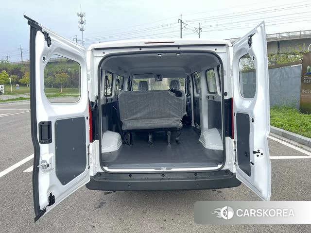 Wuling Automobile Wuling Yangguang id 3944939 из Китая 8