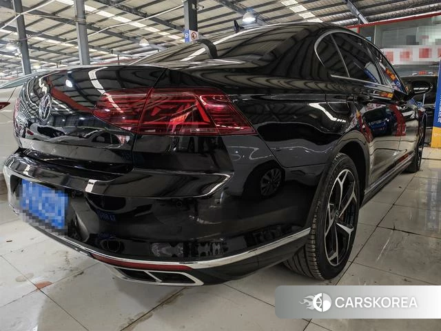 Volkswagen Magotan 2024 Черный из Китая, фото 5