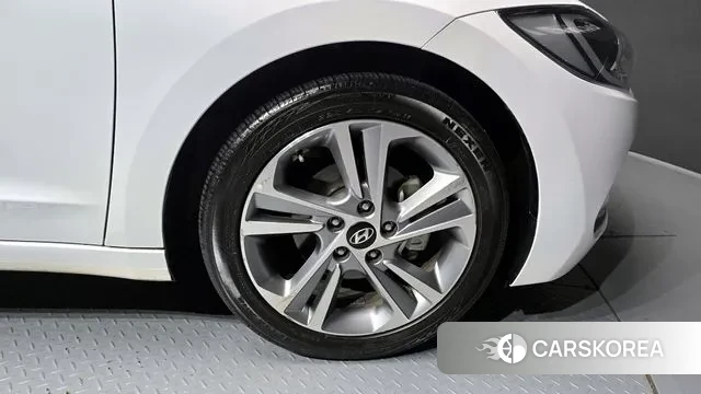 Hyundai Avante AD id 3510096 из Кореи 15