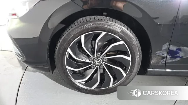 Volkswagen Golf 8th Generation id 2938854 из Кореи 15