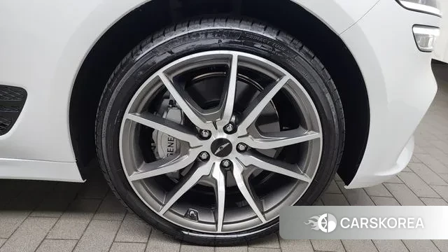 Genesis The New G70 id 3431270 из Кореи 15