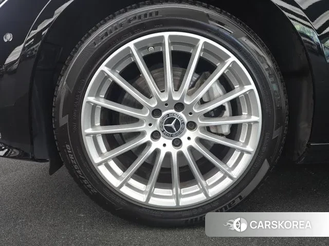 Mercedes-Benz E-Class W213 id 3011907 из Кореи 13