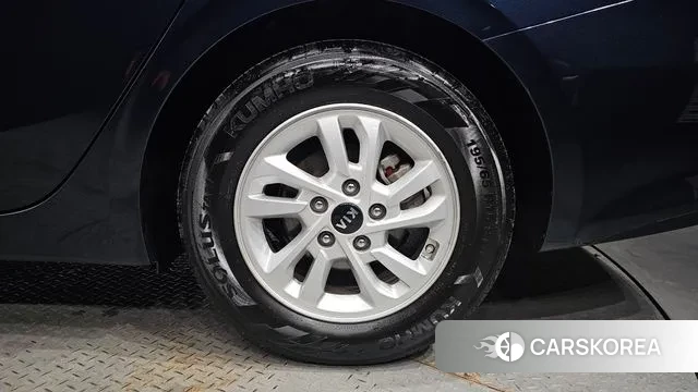 Kia Come New K3 id 3759987 из Кореи 15