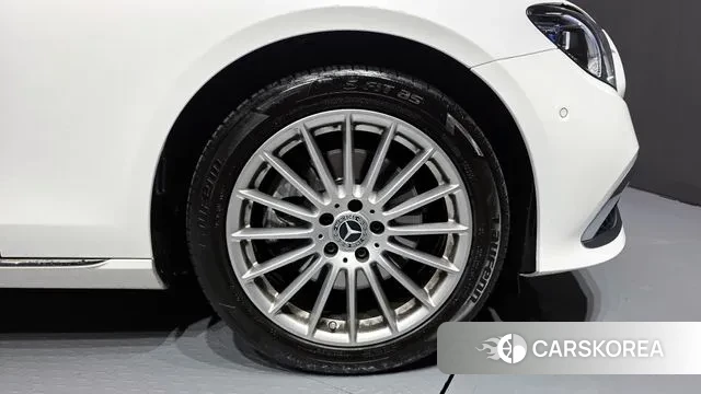 Mercedes-Benz E-Class W213 id 3355922 из Кореи 15