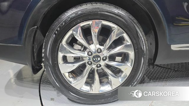 Kia The New Sorento id 4856372 из Кореи 29