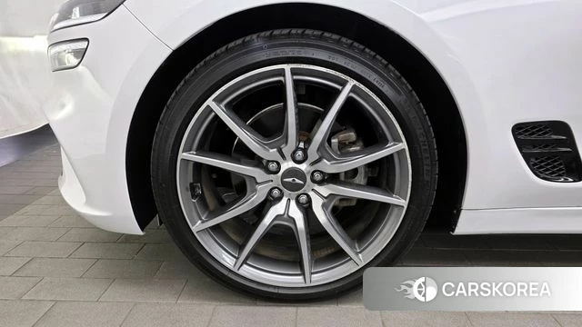 Genesis The New G70 id 4344460 из Кореи 32