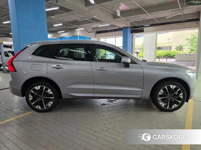Volvo XC60 second Generation 2025 Серебряный из Кореи, фото 5