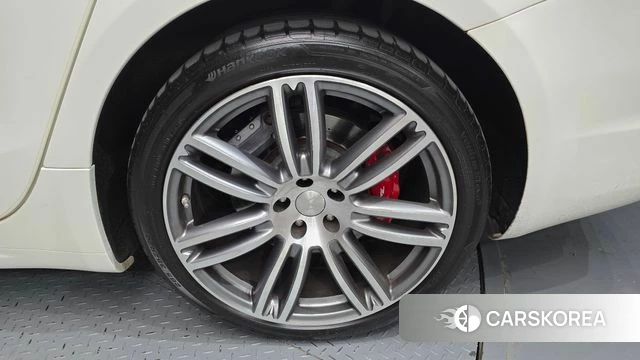 Maserati Ghibli id 3829261 из Кореи 15