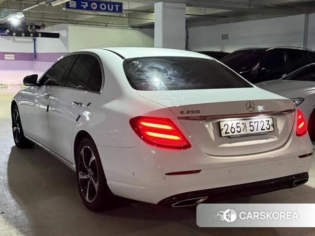 Mercedes-Benz E-Class W213 2019 Белый из Кореи, фото 6