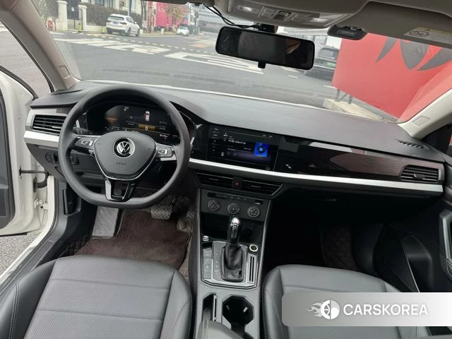 Volkswagen Lavida 2022 Белый из Китая, фото 5