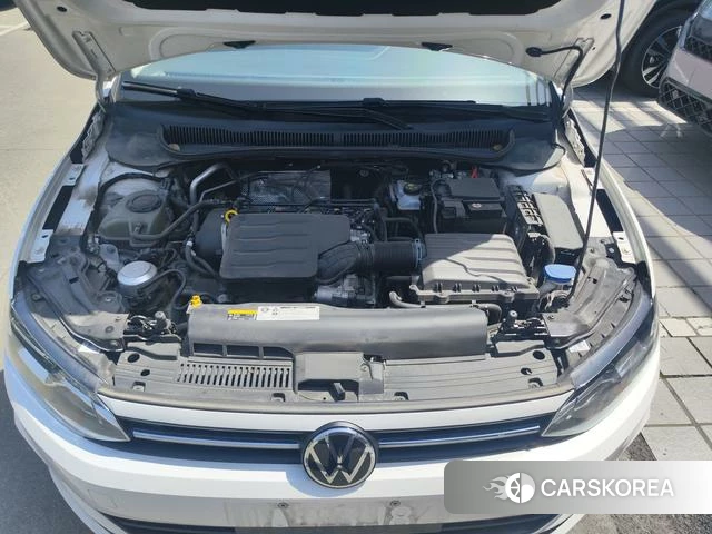 Volkswagen Polo 2022 Белый из Китая, фото 5