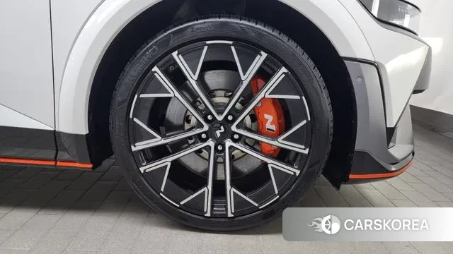 Hyundai Ionic 5 id 3431888 из Кореи 15