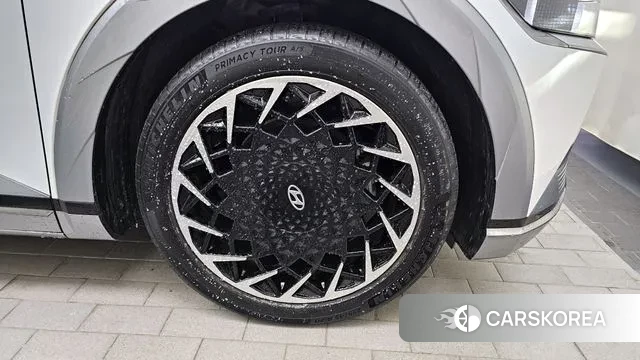 Hyundai Ionic 5 id 3478886 из Кореи 15