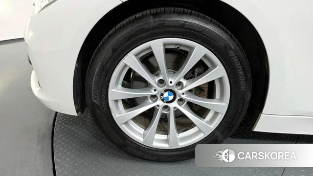 BMW 3 Series (F30) id 3905943 из Кореи 15