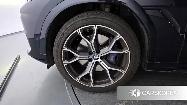 BMW X6 (G06) id 3349733 из Кореи 15