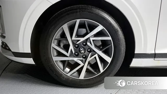 Hyundai Grandeur (GN7) id 3549965 из Кореи 15