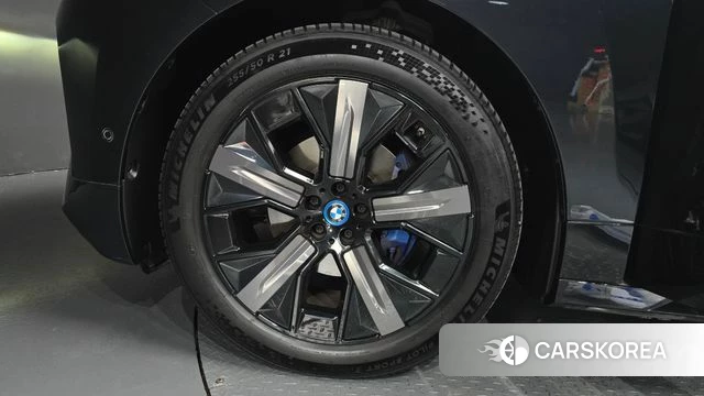 BMW iX id 4778795 из Кореи 27