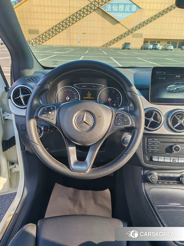 Mercedes-Benz Class B id 4207814 из Китая 16