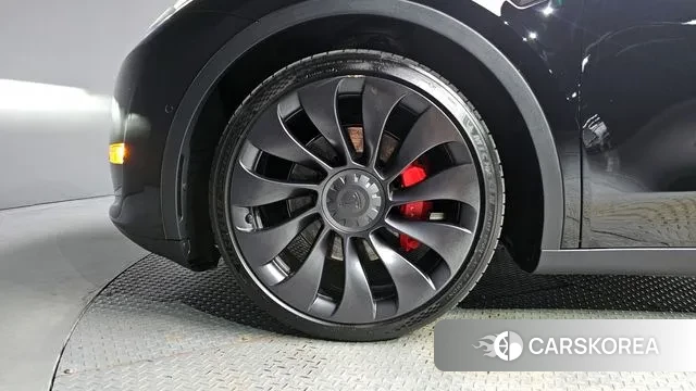 Tesla Model Y id 3174643 из Кореи 15