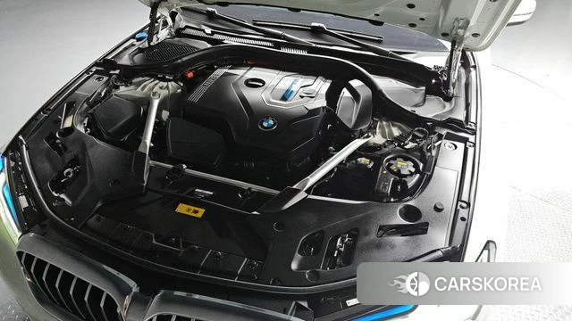 BMW 5 Series (G30) id 4303346 из Кореи 27