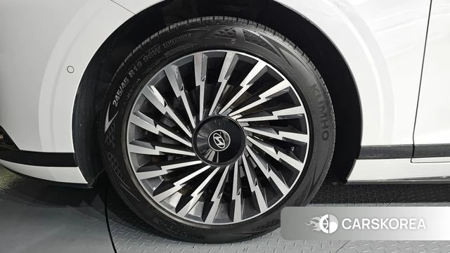 Hyundai Grandeur (GN7) id 4578873 из Кореи 29