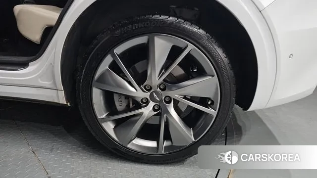 Genesis GV70 id 3524076 из Кореи 15