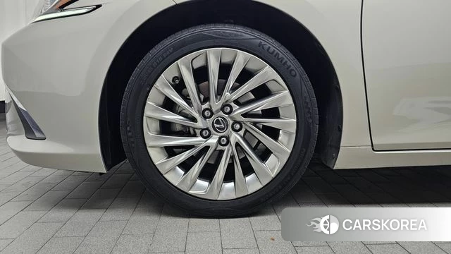 Lexus ES300h 7th generation id 4285710 из Кореи 30