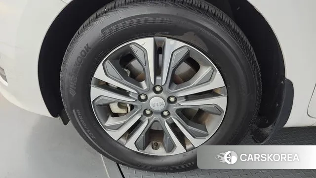 Kia The New Carnival id 3429105 из Кореи 15