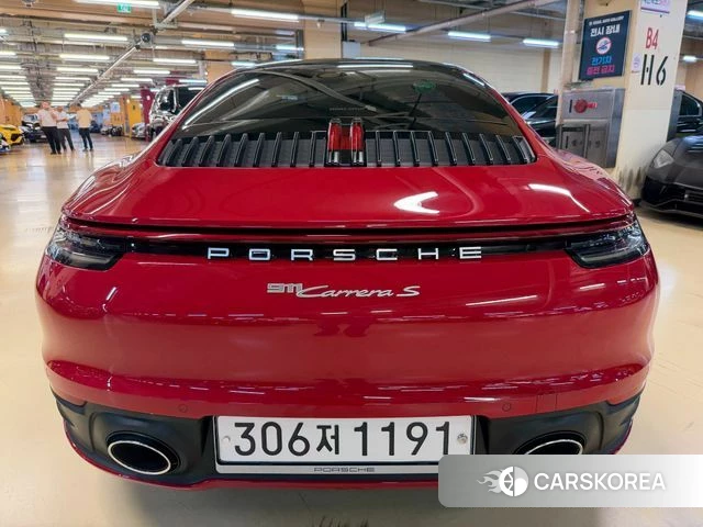 Porsche 911(992) id 4508001 из Кореи 13