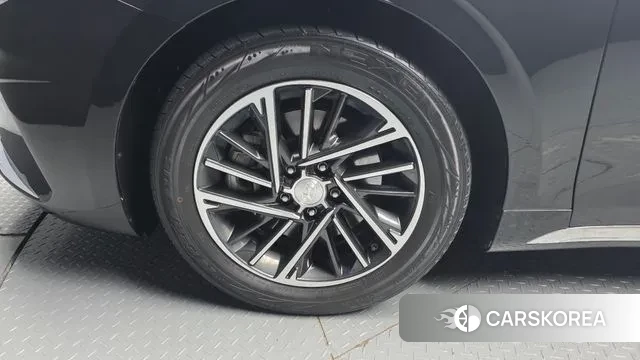 Hyundai The New Grandeur IG id 3463419 из Кореи 15