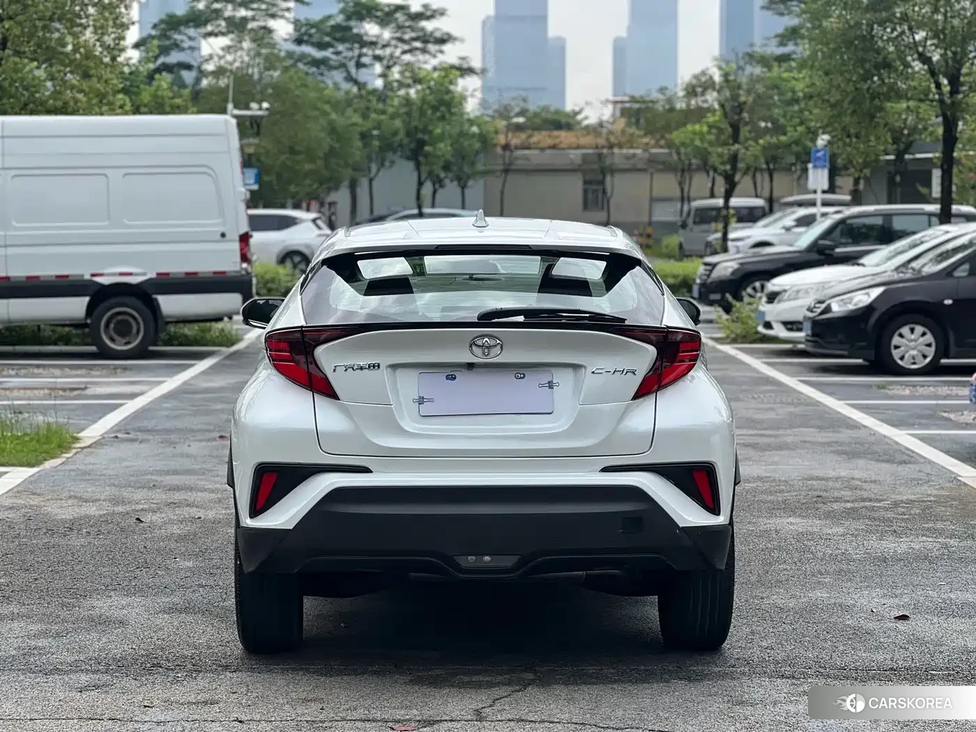Toyota C-HR id 4546314 из Китая 17