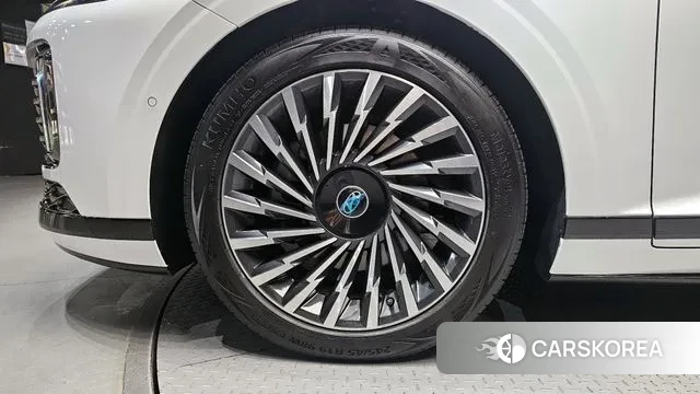 Hyundai Grandeur (GN7) id 3359957 из Кореи 15