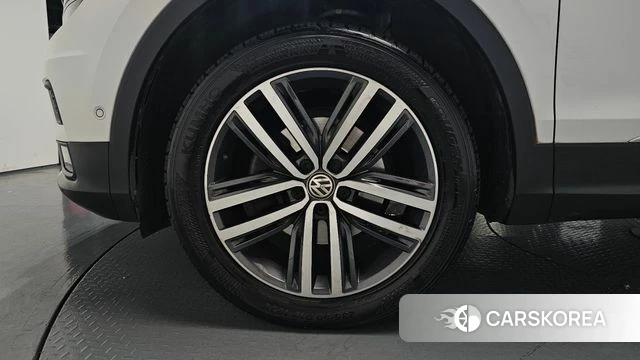 Volkswagen Tiguan Allspace id 4594531 из Кореи 33