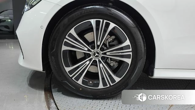 Mercedes-Benz E-Class W214 id 4441673 из Кореи 28