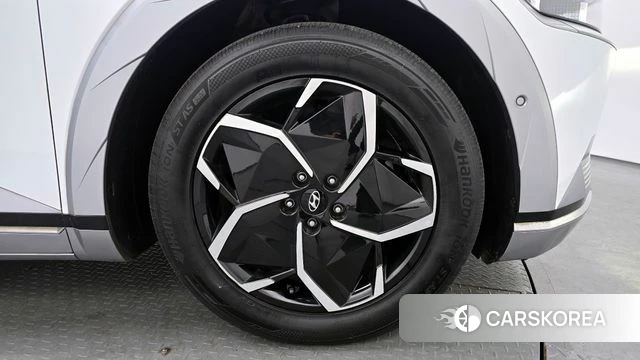 Hyundai Ionic 5 id 3851832 из Кореи 15