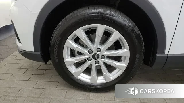 Audi Q3 (F3) id 3669781 из Кореи 15