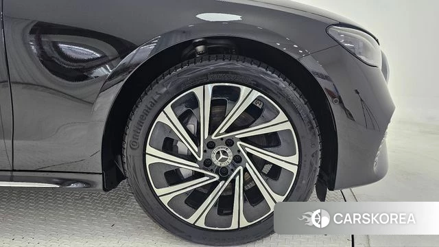 Mercedes-Benz E-Class W214 id 3889172 из Кореи 13