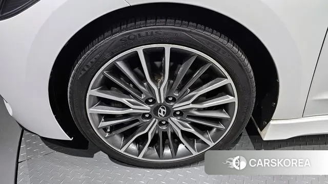 Hyundai Avante AD id 3541630 из Кореи 15