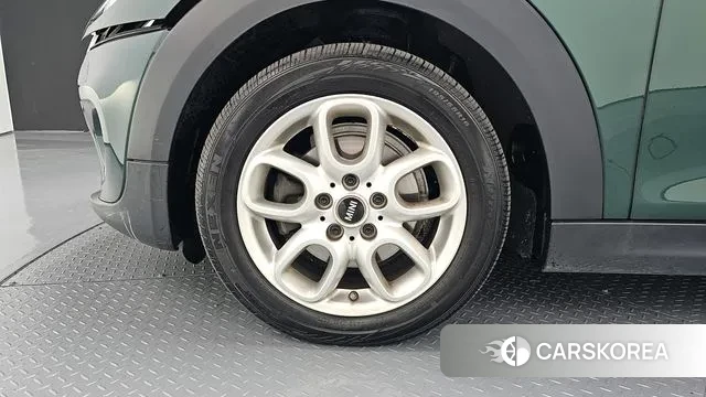 Mini Cooper D id 3386328 из Кореи 15