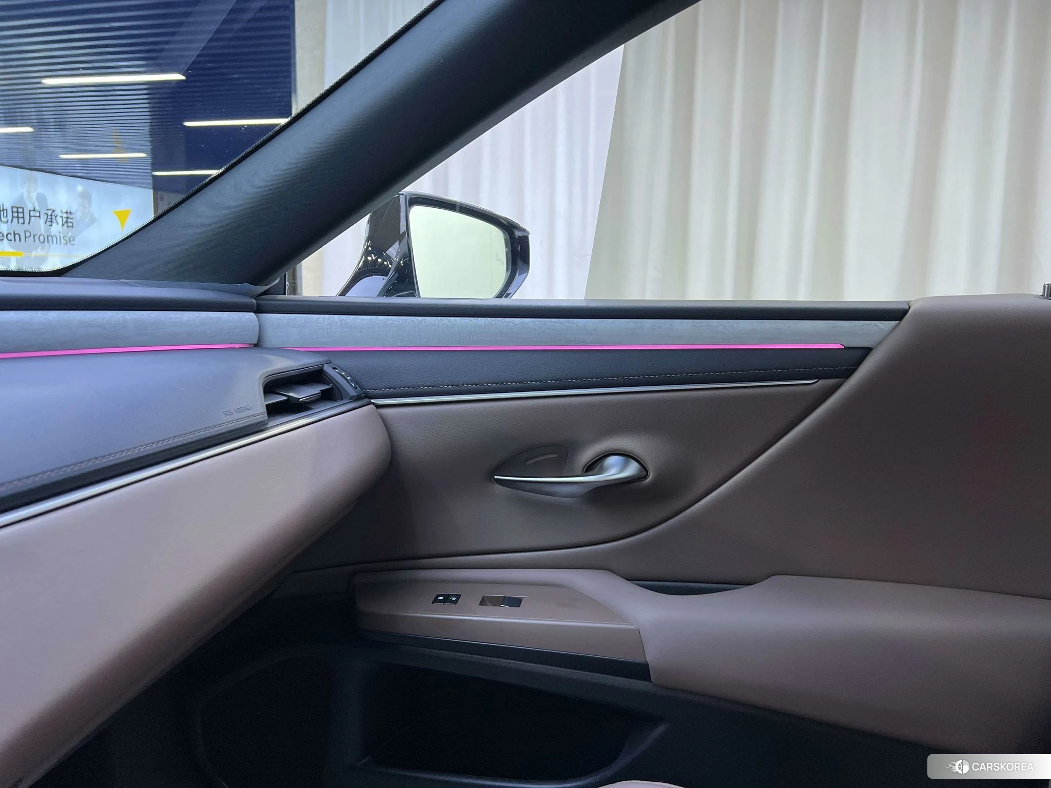 Lexus ES id 4452488 из Китая 22