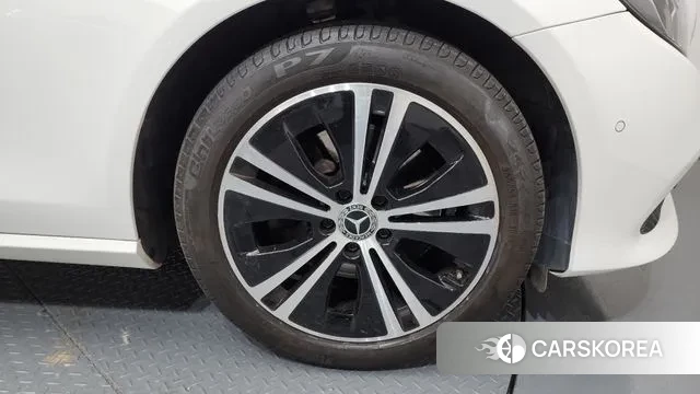 Mercedes-Benz E-Class W213 id 3459383 из Кореи 15