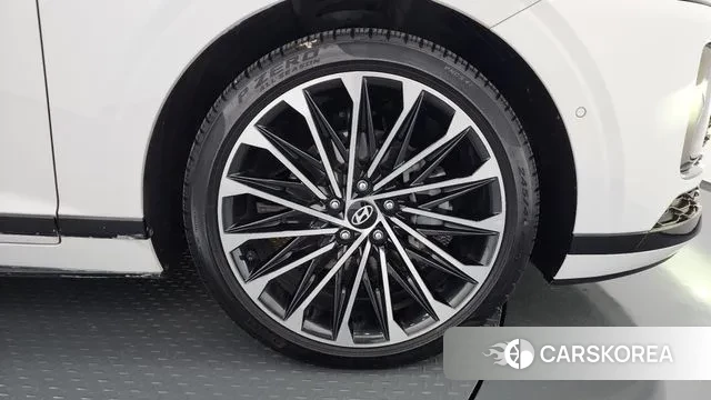 Hyundai Grandeur (GN7) id 3372252 из Кореи 15